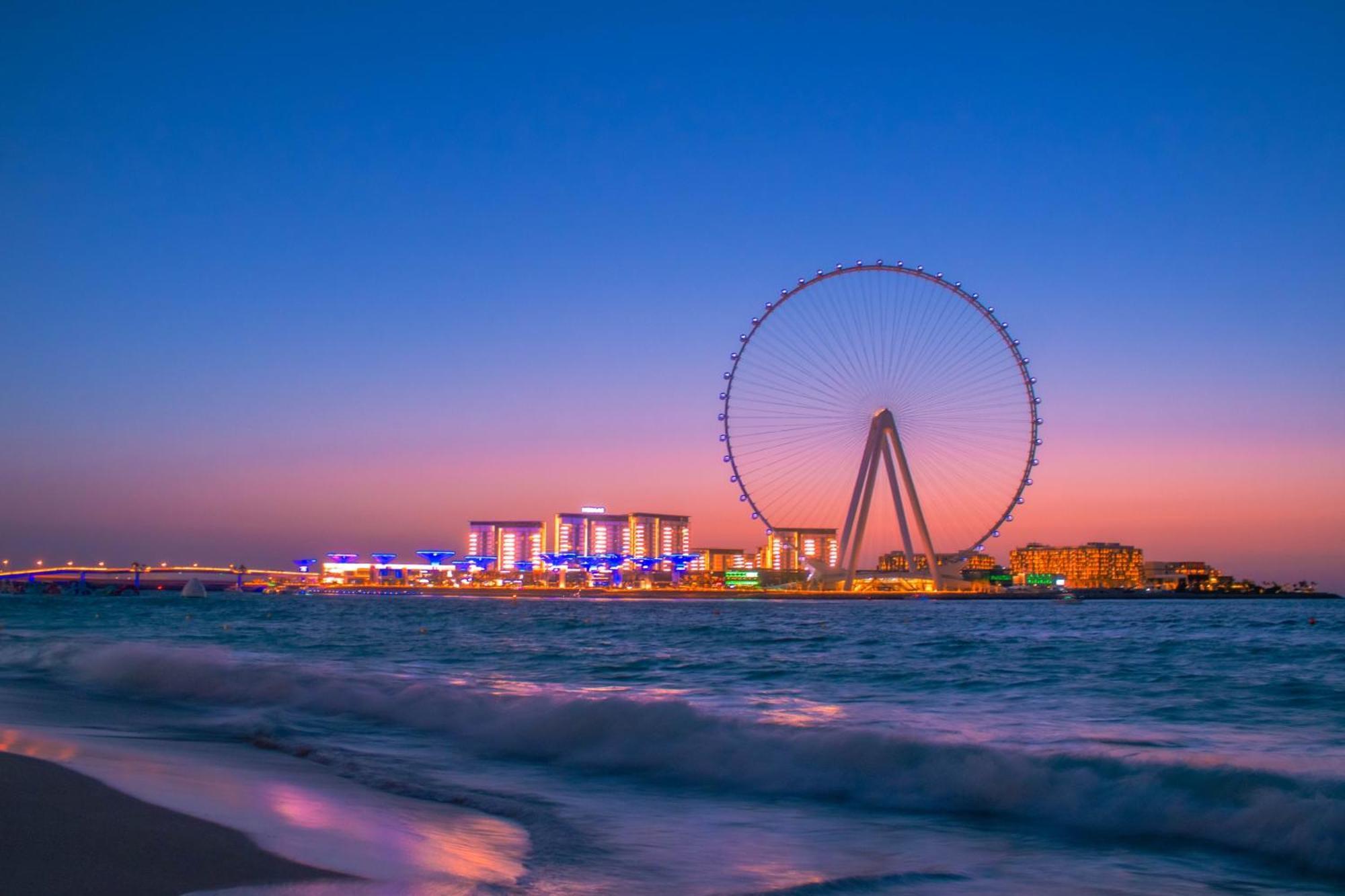 Апартаменты Lux Sky Residence, Burj Crown, Opera Boulevard View By Mall Дубай