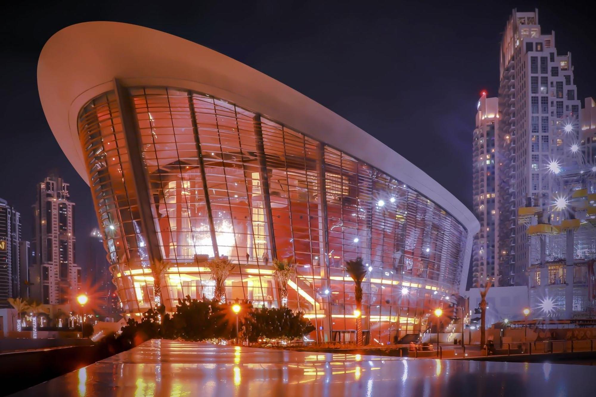 Lux Sky Residence, Burj Crown, Opera Boulevard View By Mall Дубай