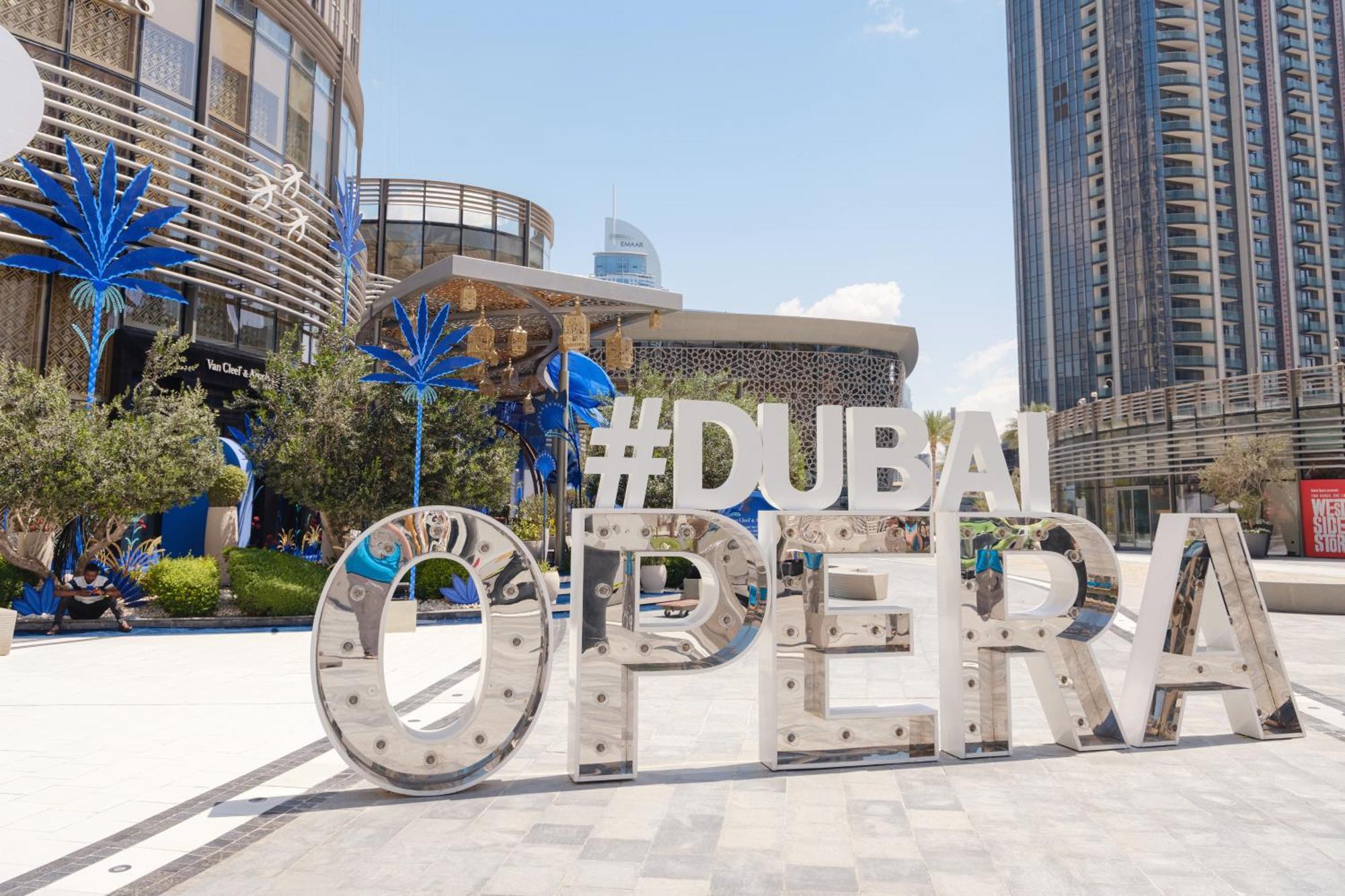 Lux Sky Residence, Burj Crown, Opera Boulevard View By Mall Апартаменты Дубай
