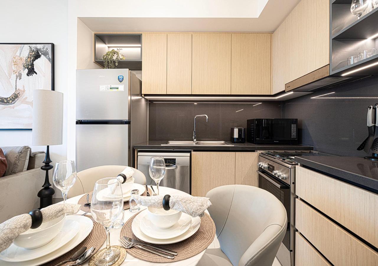 Lux Sky Residence, Burj Crown, Opera Boulevard View By Mall Апартаменты