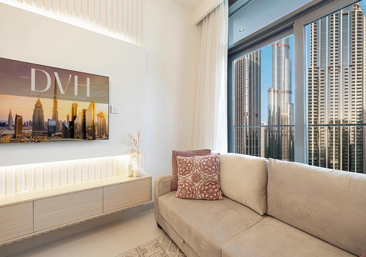 Апартаменты Lux Sky Residence, Burj Crown, Opera Boulevard View By Mall Дубай